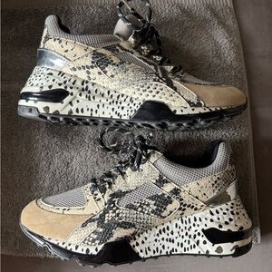 STEVE MADDEN BARRA SNAKESKIN MIXED PRINT WEDGE SNEAKER SIZE 8
